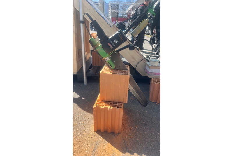Säge, sägen, Ziegel Pic2